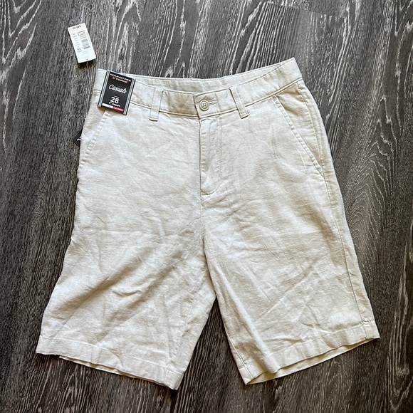 Men’s khaki shorts - Picture 1 of 5